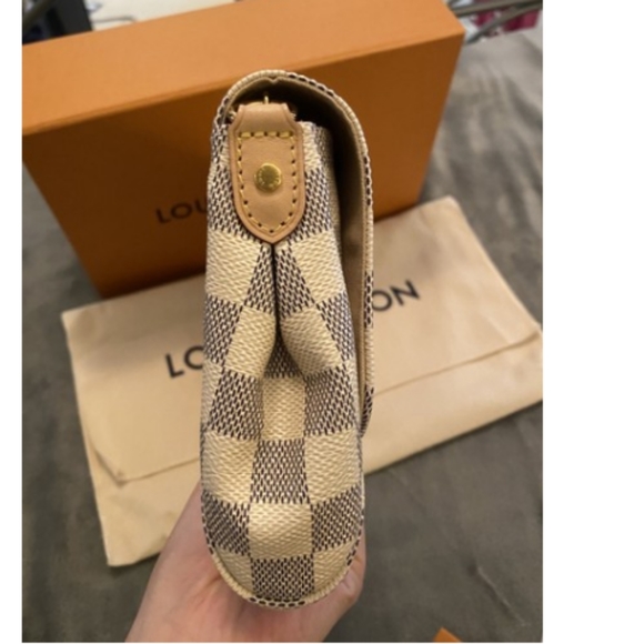 Bag - Picture 3 of 8